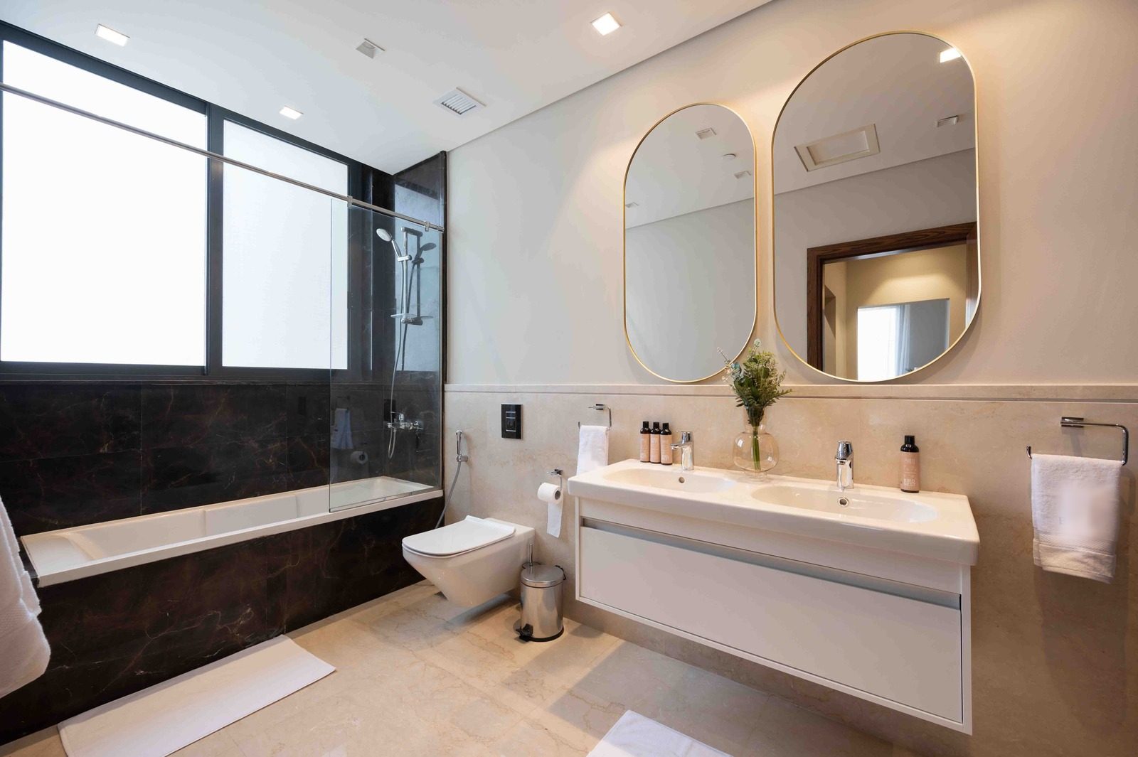 Bright 4BR Apartment – City View – Aeon Towers — Full bathroom 3 in Aeon Towers, Sheikh Zayed, Egypt