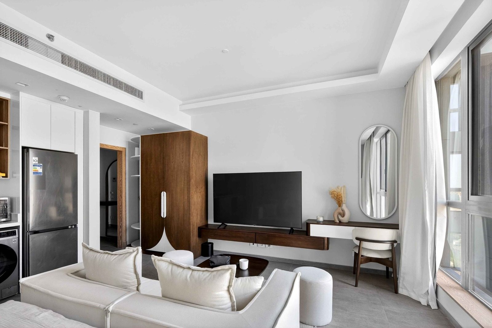 Studio – City View – Aeon Towers — Living Room in Aeon Towers, Sheikh Zayed, Egypt — photo 3