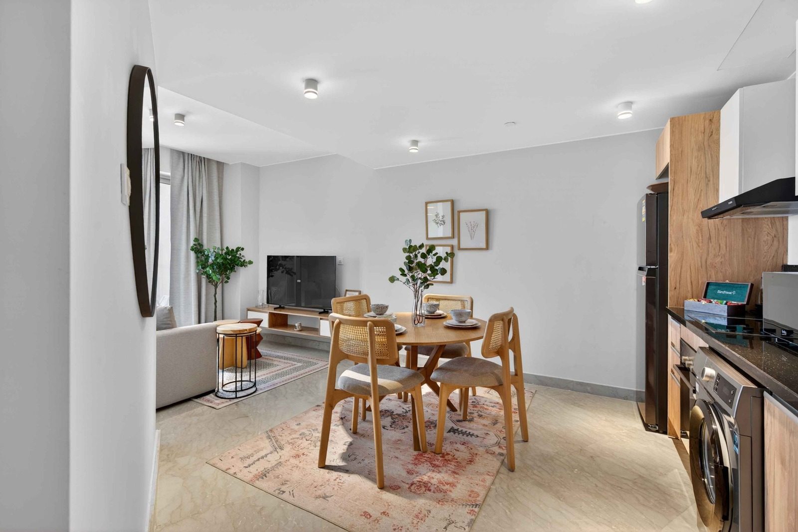 Pristine Studio – Sheikh Zayed – ZED Towers — Dining Area in ZED Towers, Sheikh Zayed, Egypt