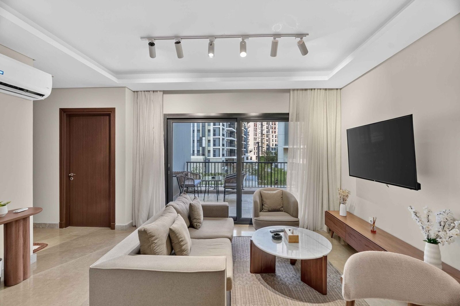 Modern 2BR Apartment – Park View – ZED Towers — Living Room in ZED Towers, Sheikh Zayed, Egypt