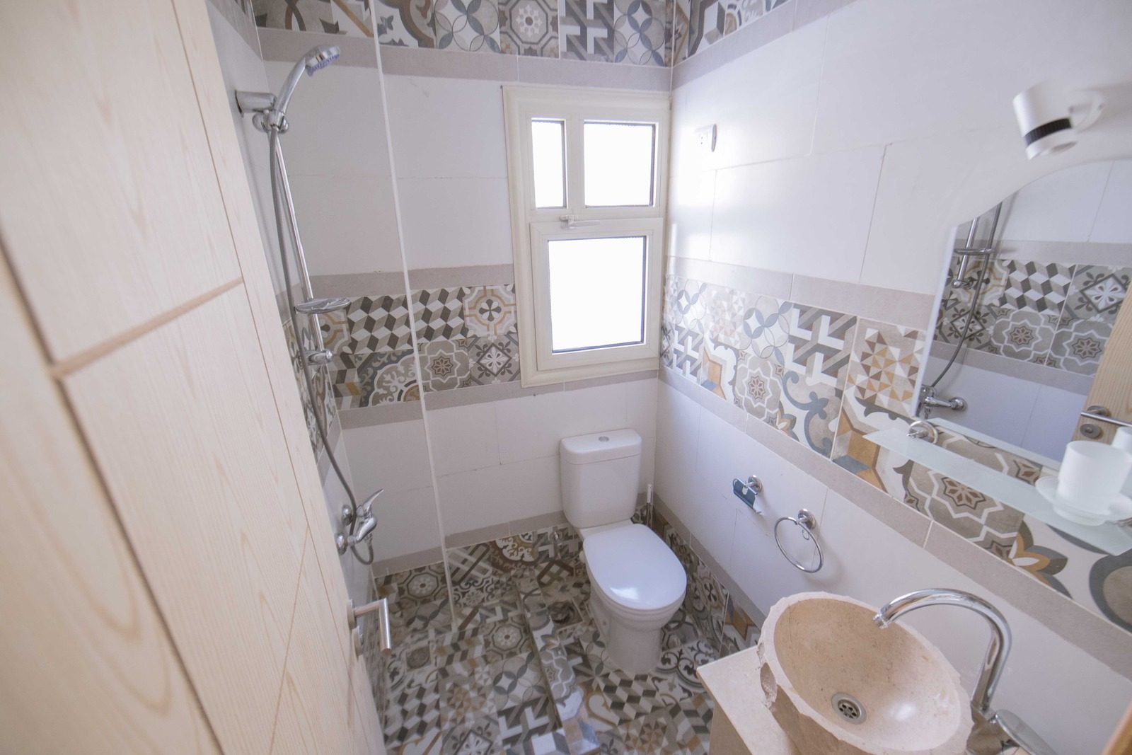 Sleek Studio – City View – Arkan Plaza — Full bathroom 1 in Near Arkan Plaza, Sheikh Zayed, Egypt