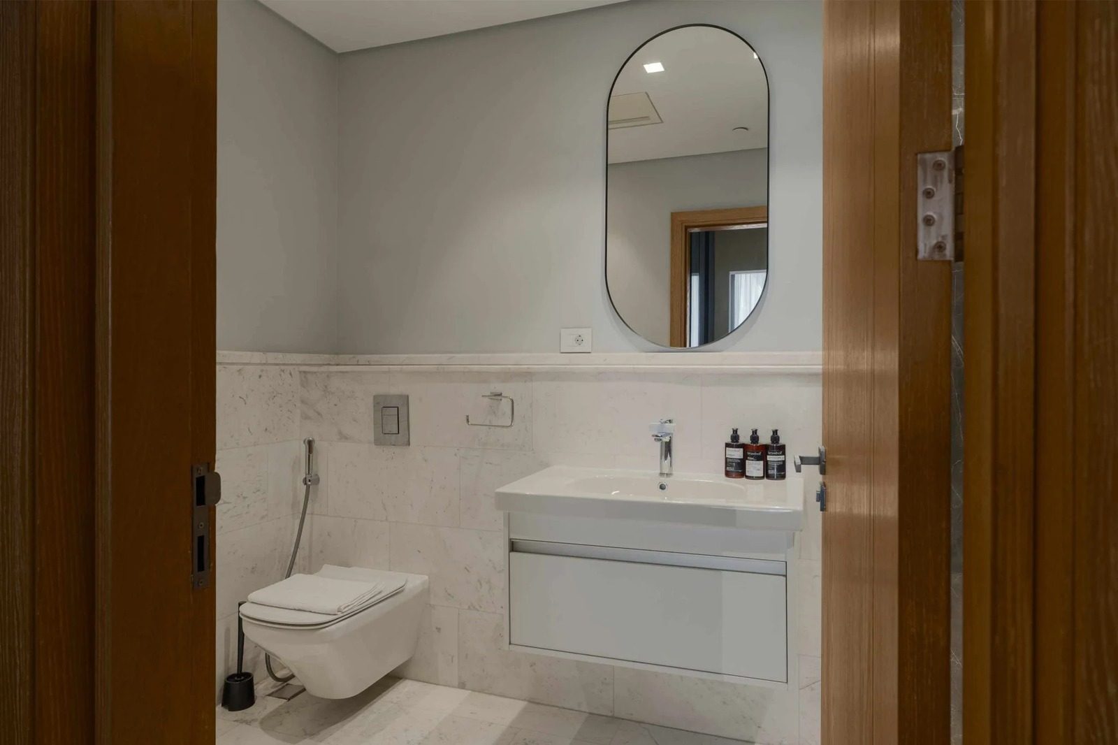 Modern 2BR Apartment with Balcony – Aeon Towers, Sheikh Zayed — Full bathroom 2 in Aeon Towers, Sheikh Zayed City, Egypt