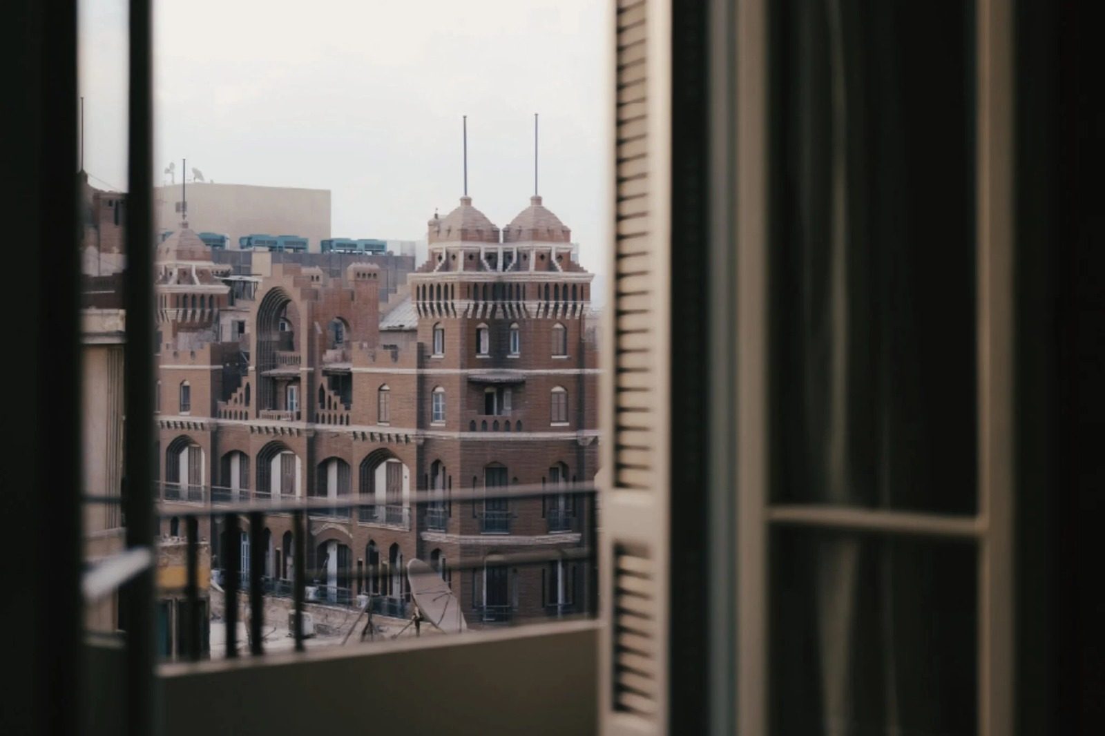 3BR Apartment – Downtown Cairo — Neighbourhood Preview in Adly St, Downtown Cairo — near Talaat Harb Square, Egypt — photo 2