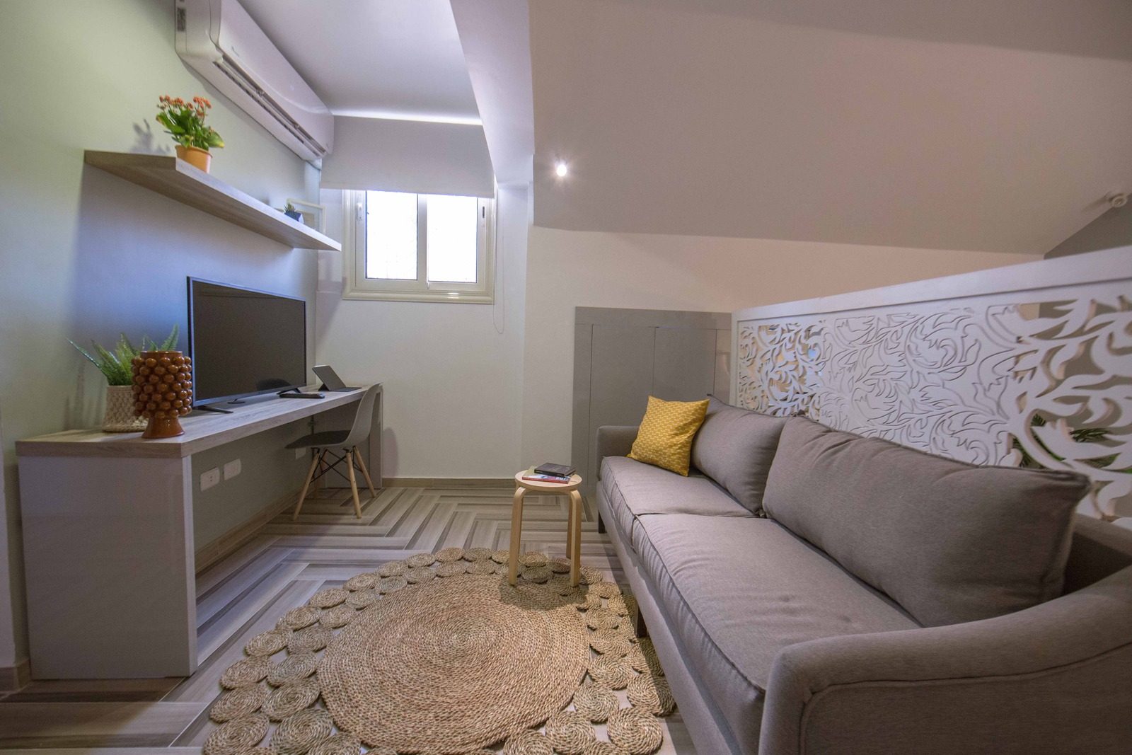 Breezy Studio – City View – Arkan Plaza — Living Room in Near Arkan Plaza, Sheikh Zayed, Egypt — photo 2