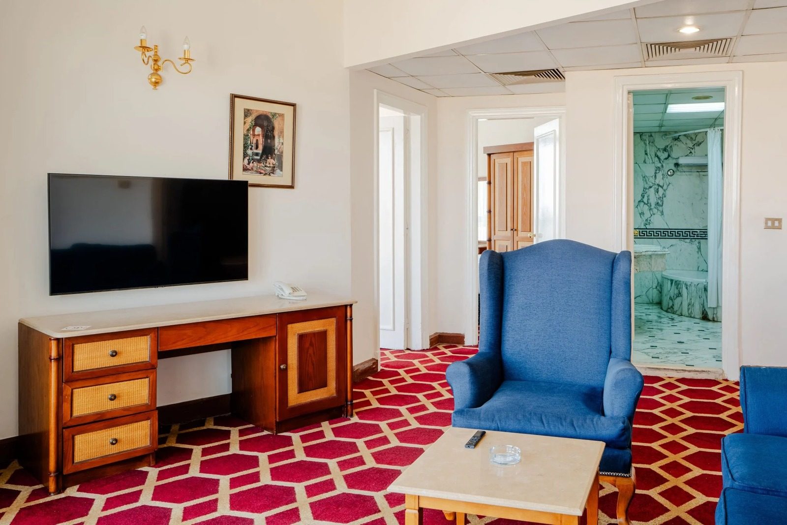 2BR Royal Suite – Nile View – Nile-side Hotel, Zamalek — Living Room in Nile side of Zamalek, Cairo, Egypt — photo 2