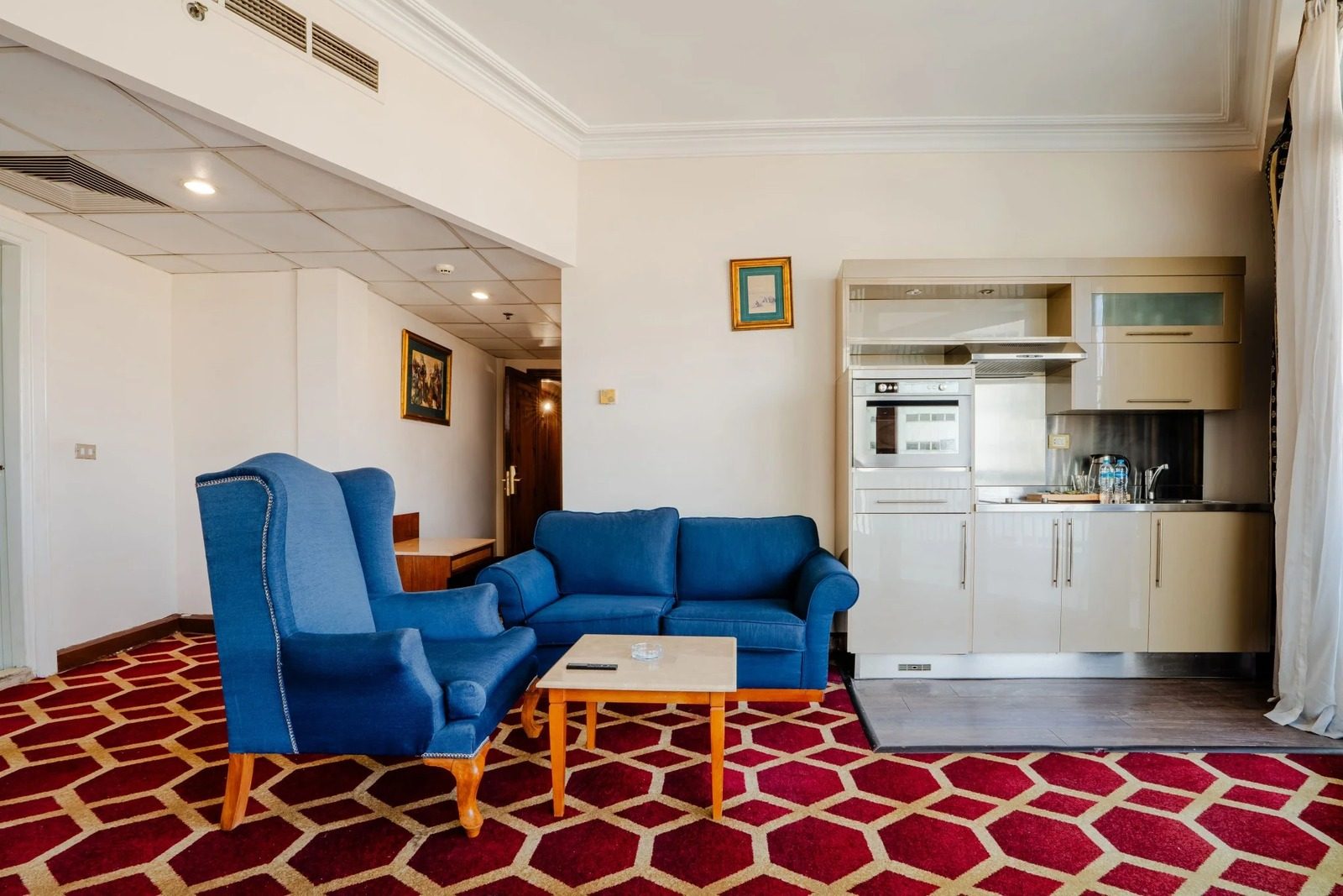 2BR Royal Suite – Nile View – Nile-side Hotel, Zamalek — Living Room in Nile side of Zamalek, Cairo, Egypt — photo 3