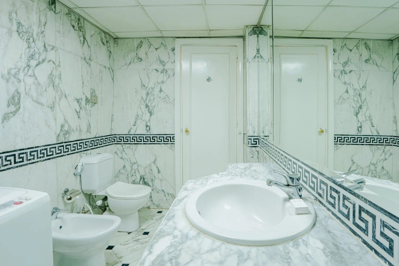 2BR Royal Suite – Nile View – Nile-side Hotel, Zamalek — Full bathroom 1 in Nile side of Zamalek, Cairo, Egypt