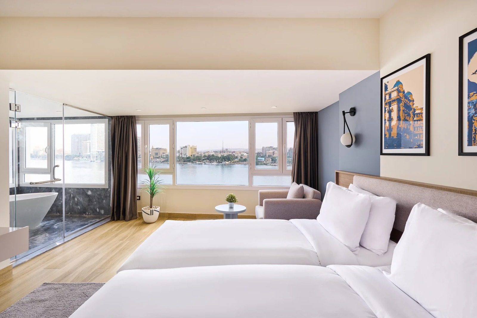 1BR Suite – Nile View – Giza — Bedroom 1 in Giza Nile side, near Orman Botanical Garden & Cairo University, Egypt — photo 2