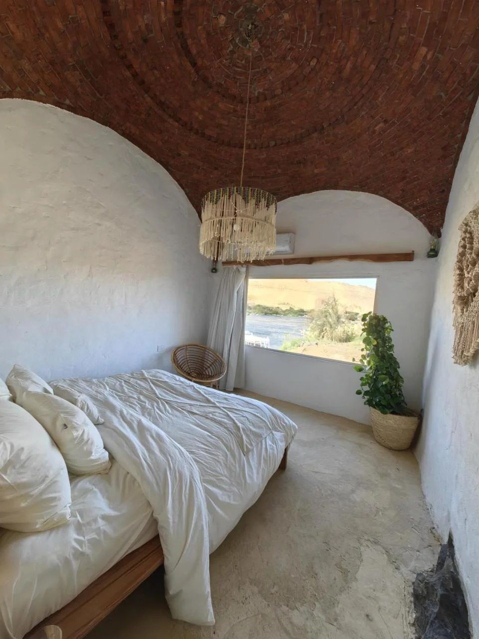 King Room – Nile View – Nubian Guesthouse, Aswan — Bedroom 1 in Nubian village on the West Bank of the Nile, Aswan, Egypt — photo 3