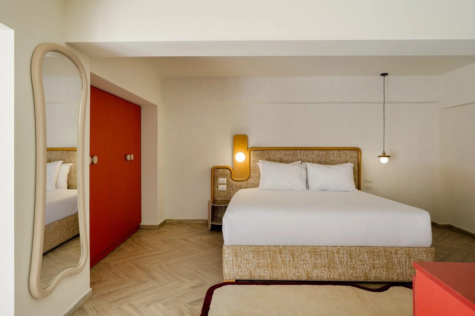 Elegant Studio – City View – Giza — Bedroom 1 in Near Orman Botanical Garden & Giza Zoo, off Nile St, Giza, Egypt