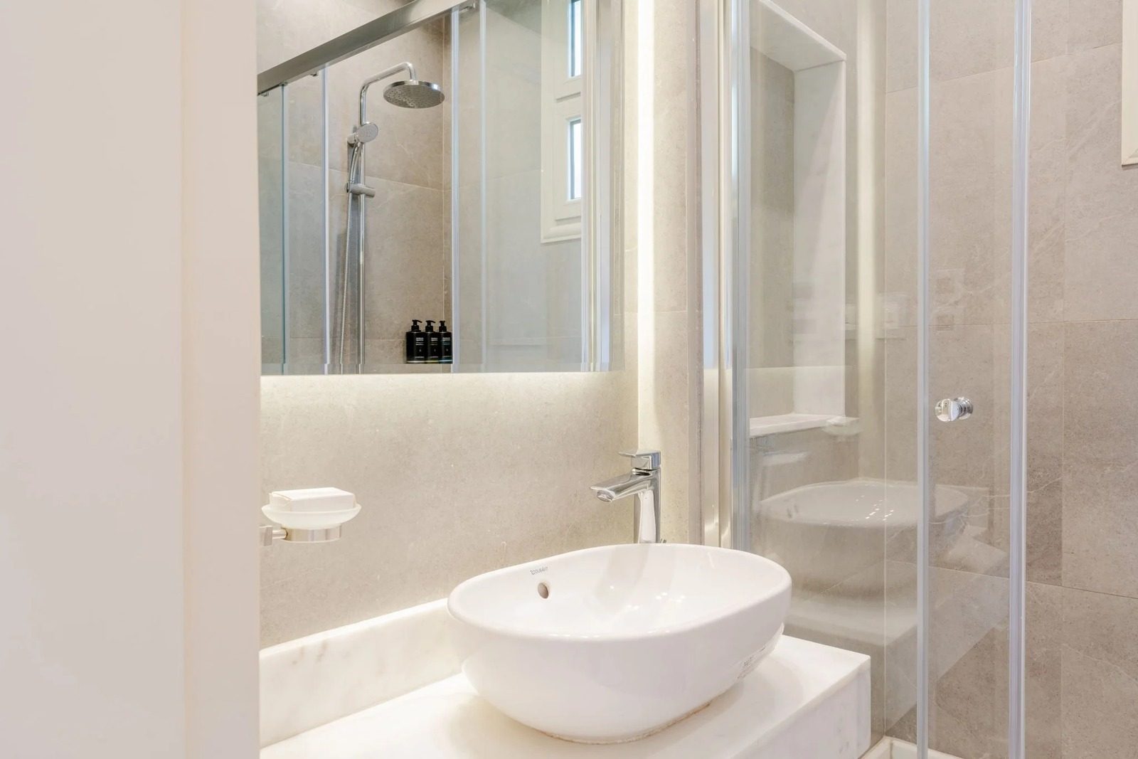 Modern 2BR Apartment – Zamalek — Full bathroom 1 in Zamalek, Cairo, Egypt