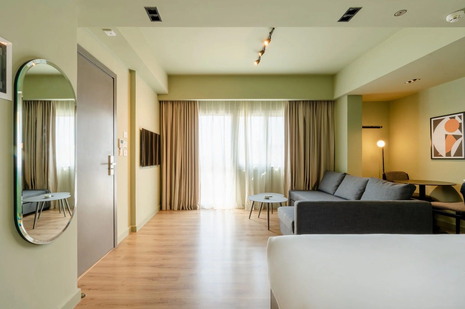 Studio with Sofa Bed – Downtown Cairo — Living Room in Downtown Cairo, a short walk to Talaat Harb Square and Tahrir Square, Egypt — photo 3