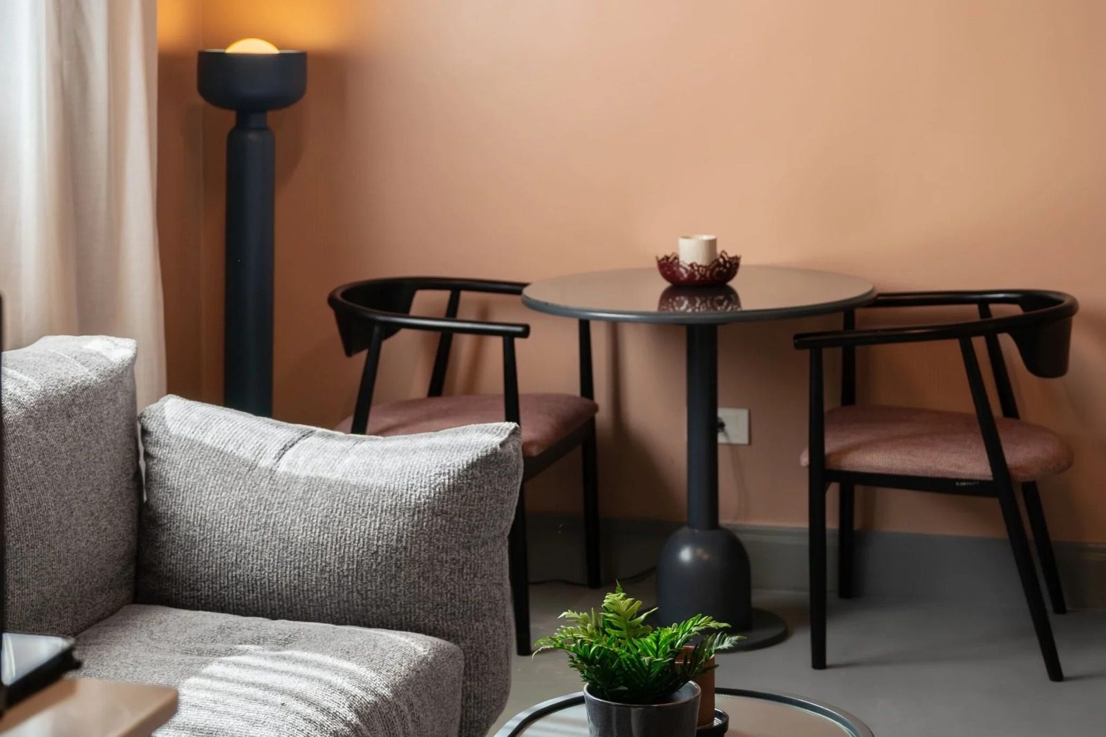 Serene 1BR Apartment – City View – Downtown Cairo — Living Room in Downtown Cairo, near Talaat Harb Square, Egypt — photo 2
