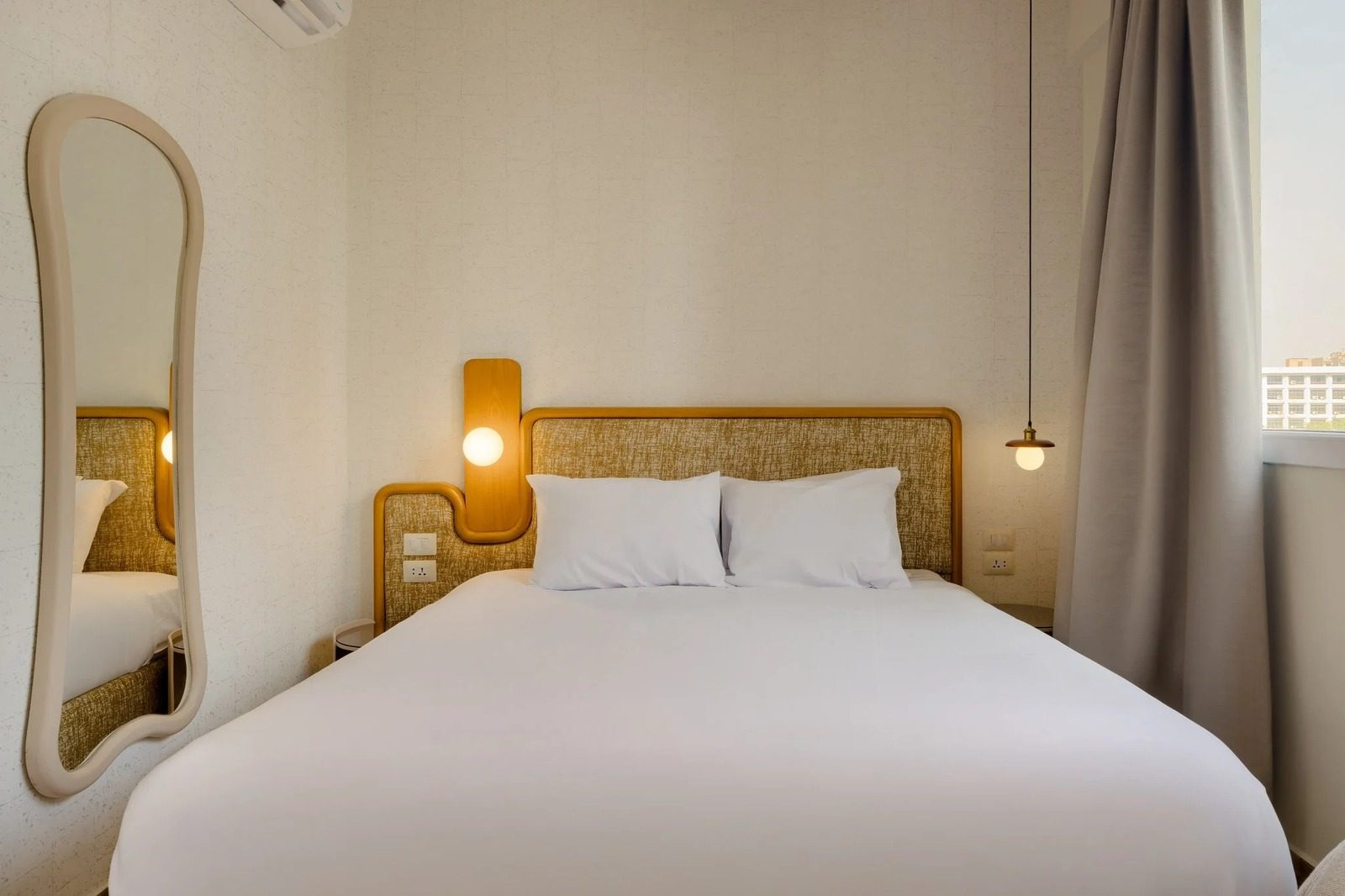 Cabin Studio – City View – Giza — Bedroom 1 in Near Orman Botanical Garden & Giza Zoo, off Nile St, Giza, Egypt — photo 2