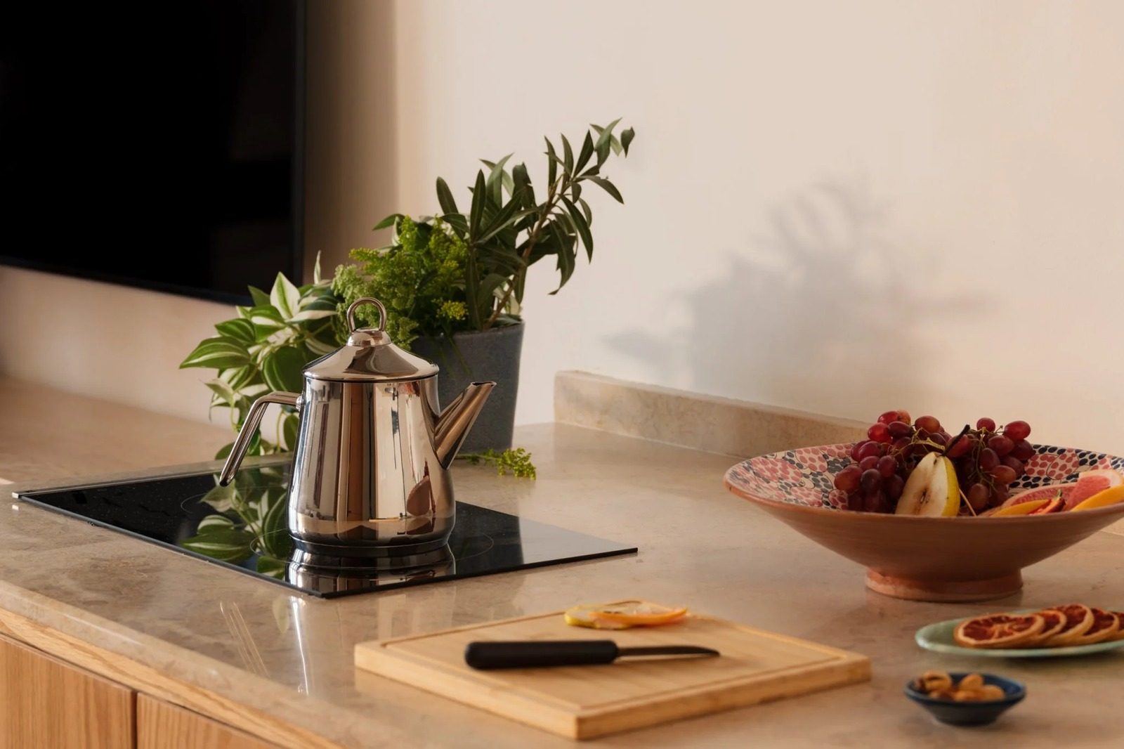 Studio – City View – Tahrir, Downtown Cairo — Full Kitchen in Qasr El Nil St, Downtown Cairo — next to Tahrir Square, Egypt