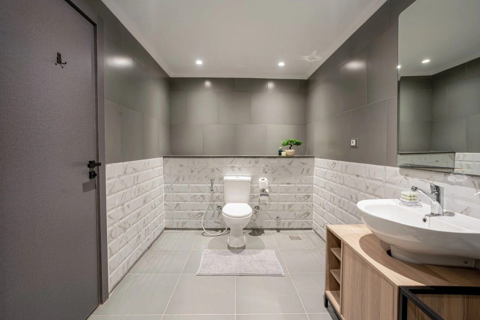 Compact Studio – Giza — Full bathroom 1 in Giza Nile side, near Orman Botanical Garden & Cairo University, Egypt