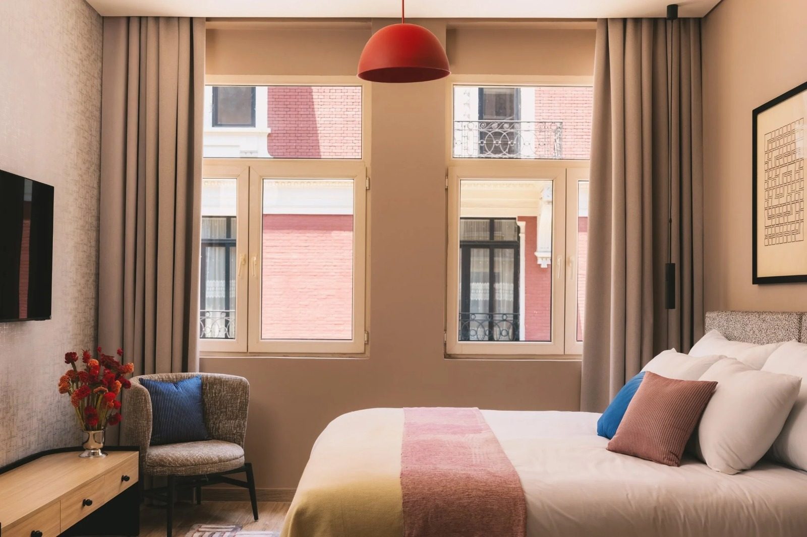 Modern Studio – Downtown Cairo — Bedroom 1 in Downtown Cairo, near Adly St and Talaat Harb Square, Egypt — photo 2