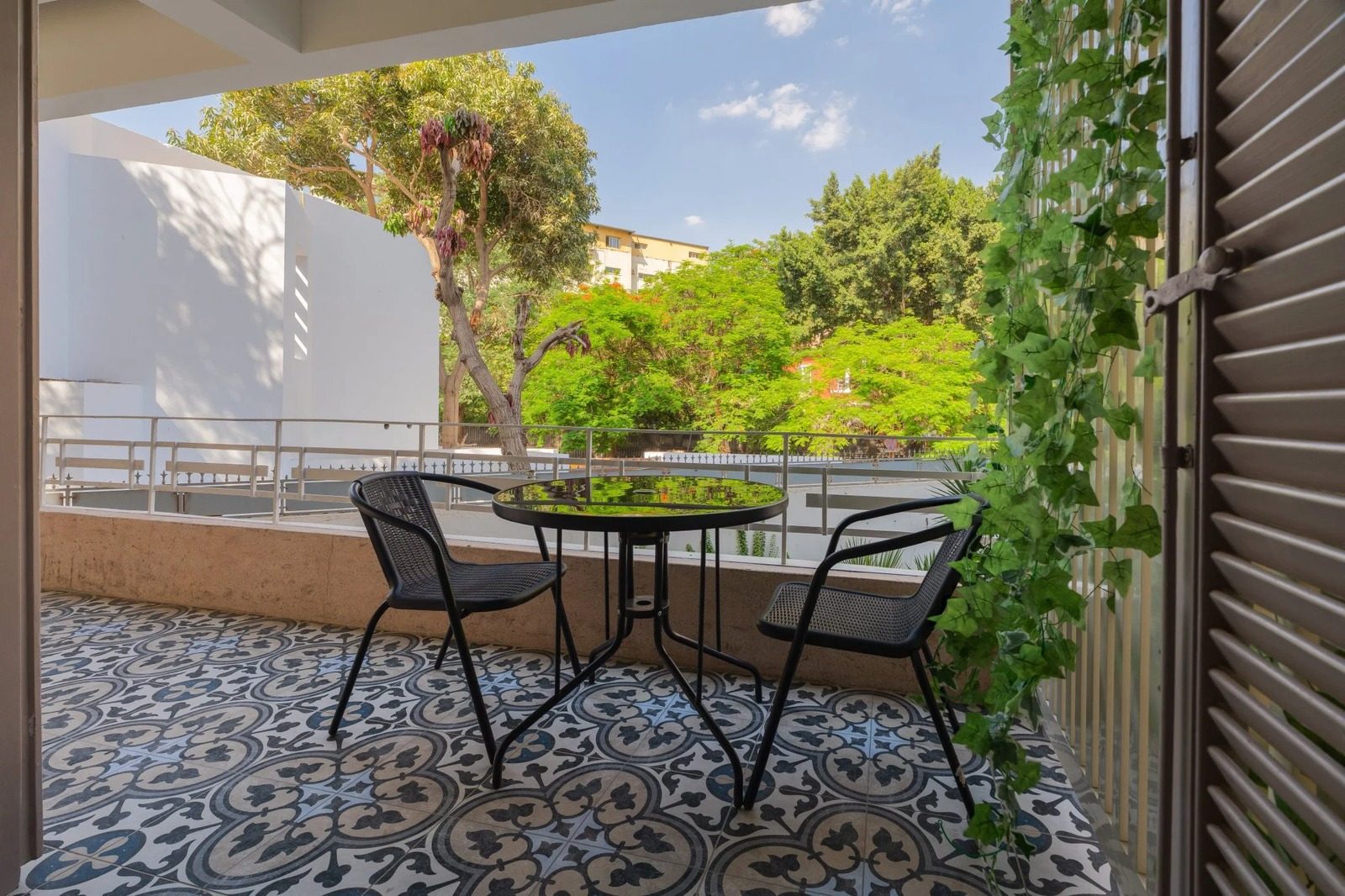 1BR Apartment with Balcony & Kitchenette – Zamalek — Balcony in Zamalek, next to the Lebanese Embassy, Egypt — photo 2