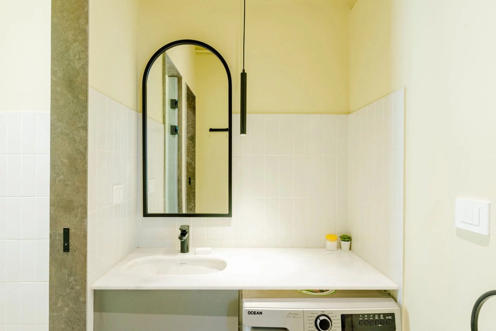 Modern 2BR Apartment – City View – Alexandria — Full bathroom 2 in Nabi Daniel St, central Alexandria — near Raml Station and the Corniche, Egypt