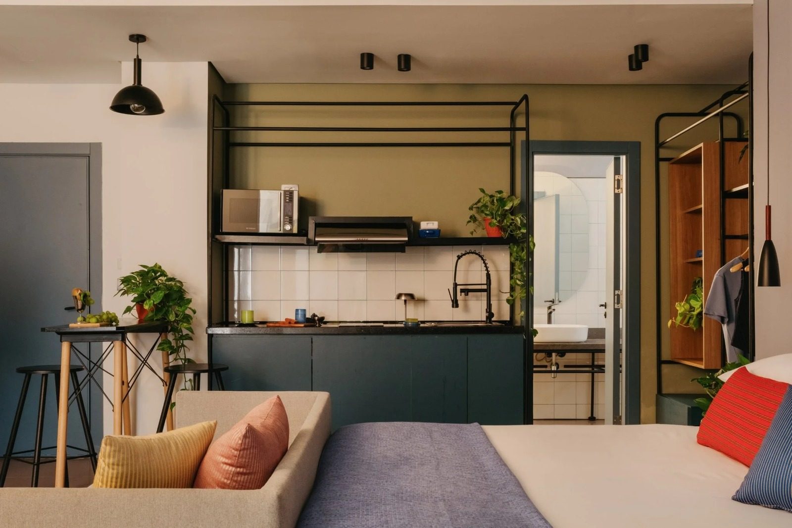 Executive Suite with Sofa Bed – Downtown Cairo — Full Kitchen in Downtown Cairo, near Tahrir Square and Talaat Harb St, Egypt