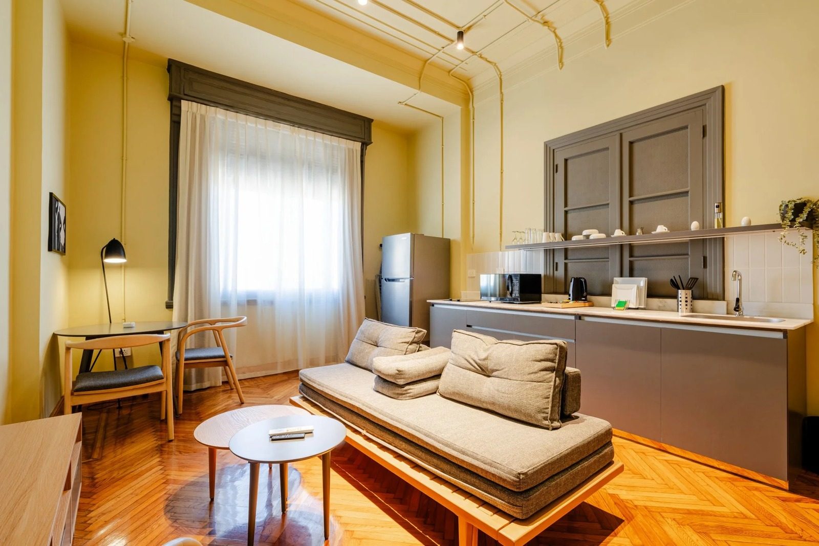 Bright 2BR Apartment – City View – Alexandria — Living Room in Nabi Daniel St, central Alexandria — near Raml Station and the Corniche, Egypt — photo 2