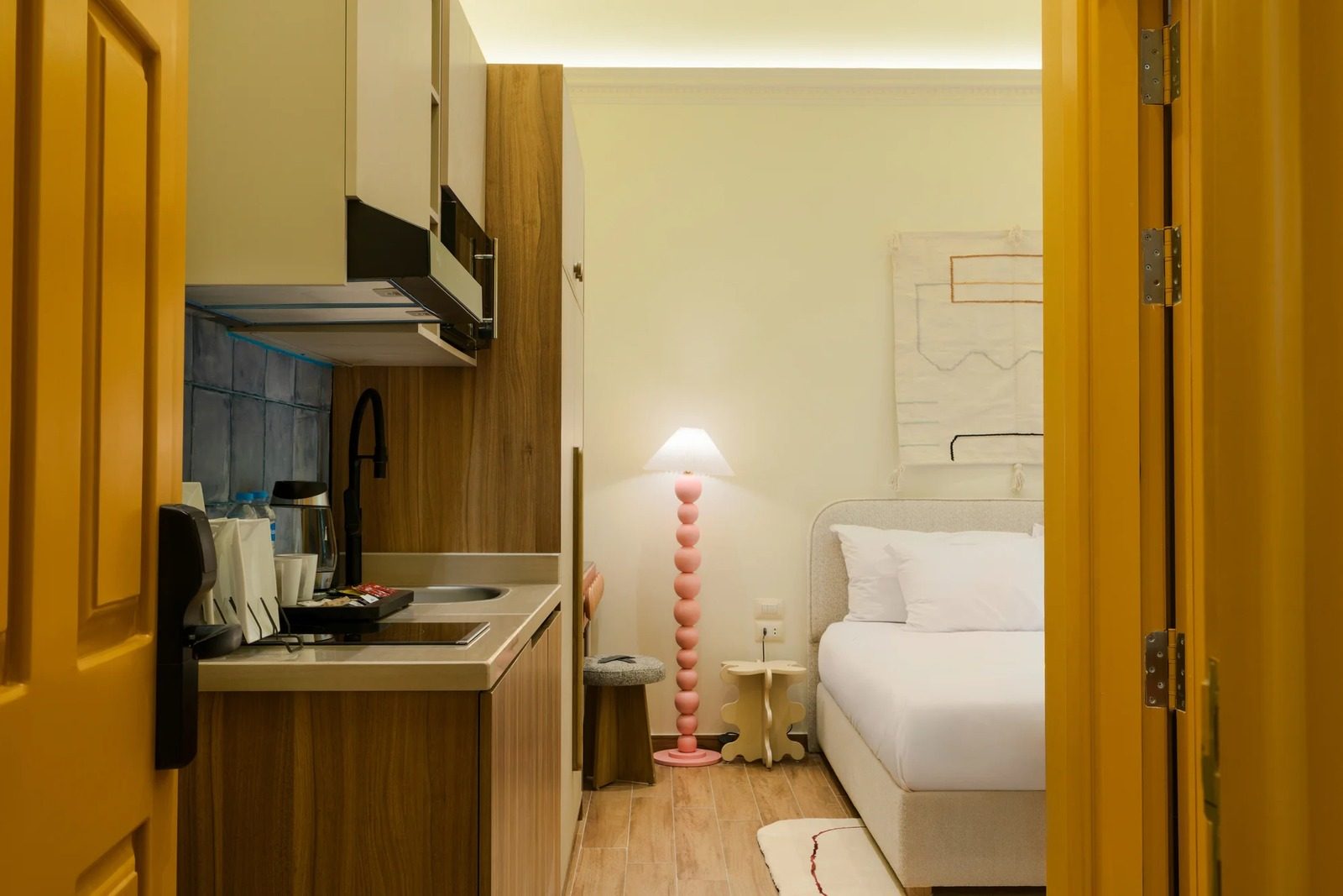 Bright Deluxe Studio with Balcony – Zamalek — Bedroom 1 in Zamalek, Cairo, Egypt — photo 3