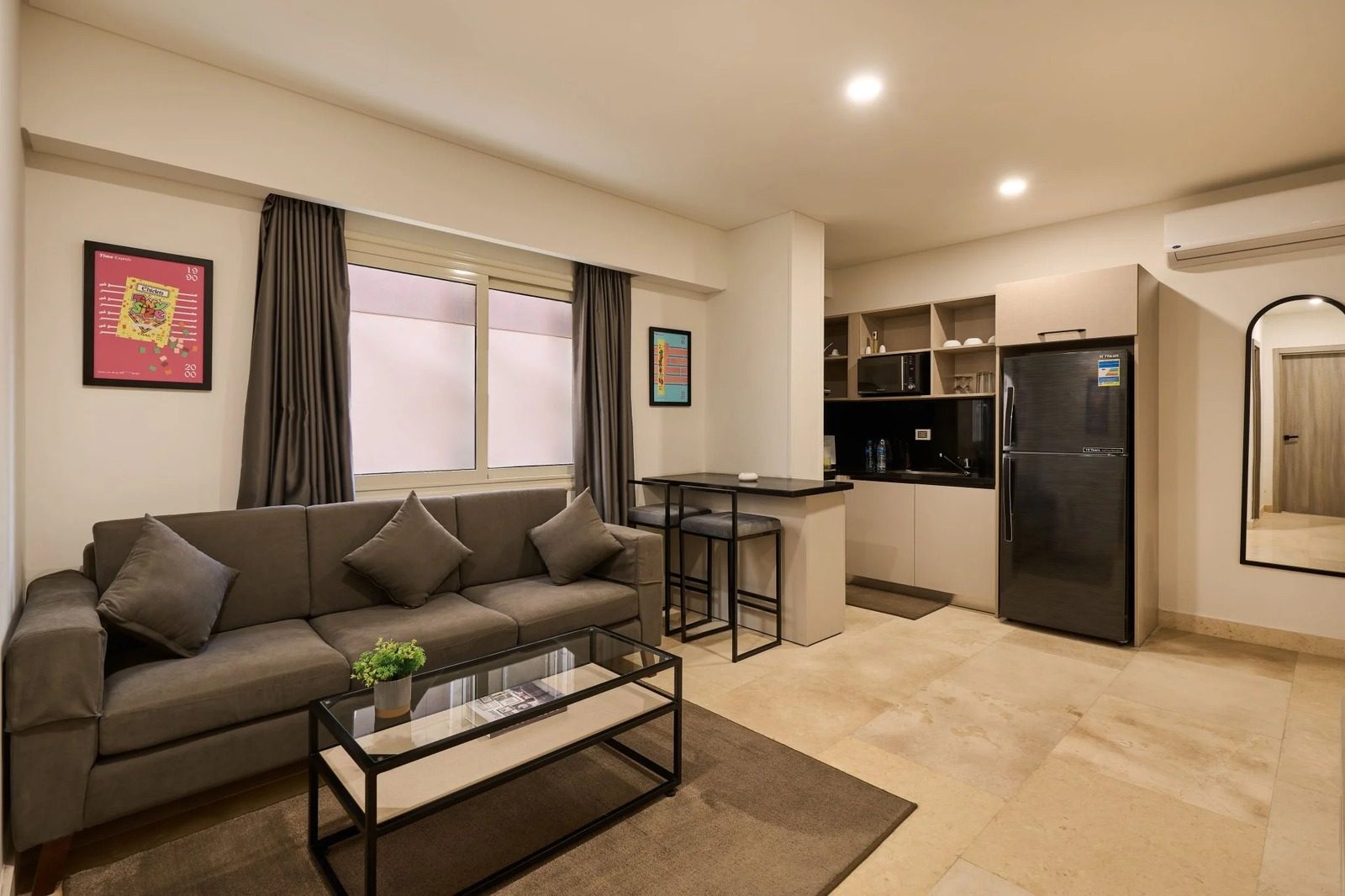 1BR Apartment – New Cairo — Living Room in Fifth Settlement, New Cairo — near 90th Street, Egypt — photo 3