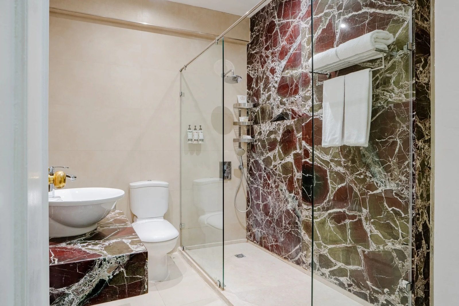Executive King Room with Balcony – City View – Nile-side Hotel, Zamalek — Full bathroom 1 in Nile side of Zamalek, Cairo, Egypt