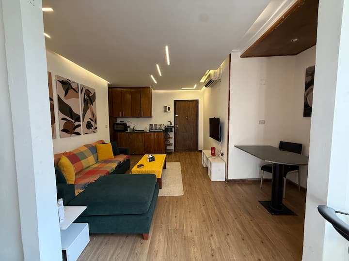 Beautiful Apartment in Quiet Zamalek Sunny Cozy — Living Room in Cairo, Egypt, Egypt — photo 2