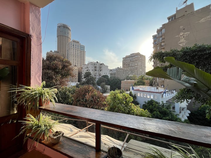 Luxury Colorful Zamalek Apartment w Amazing View — Balcony in Cairo, Egypt, Egypt — photo 2