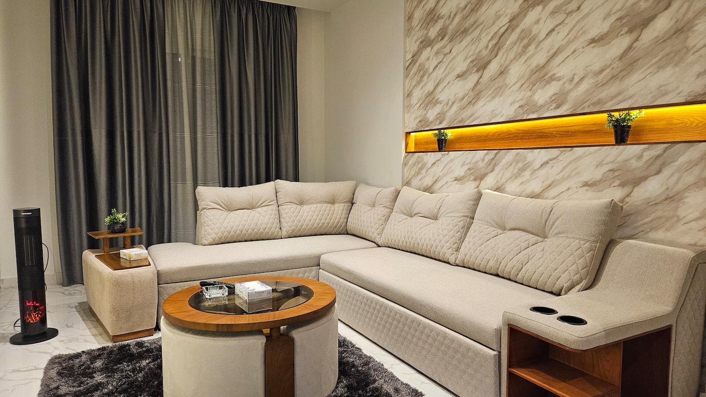 DHB STAYS | Luxury 1BR Tahrir Square | B-207 — Living Room in Downtown Cairo (Marouf), Cairo Governorate, Egypt, Egypt