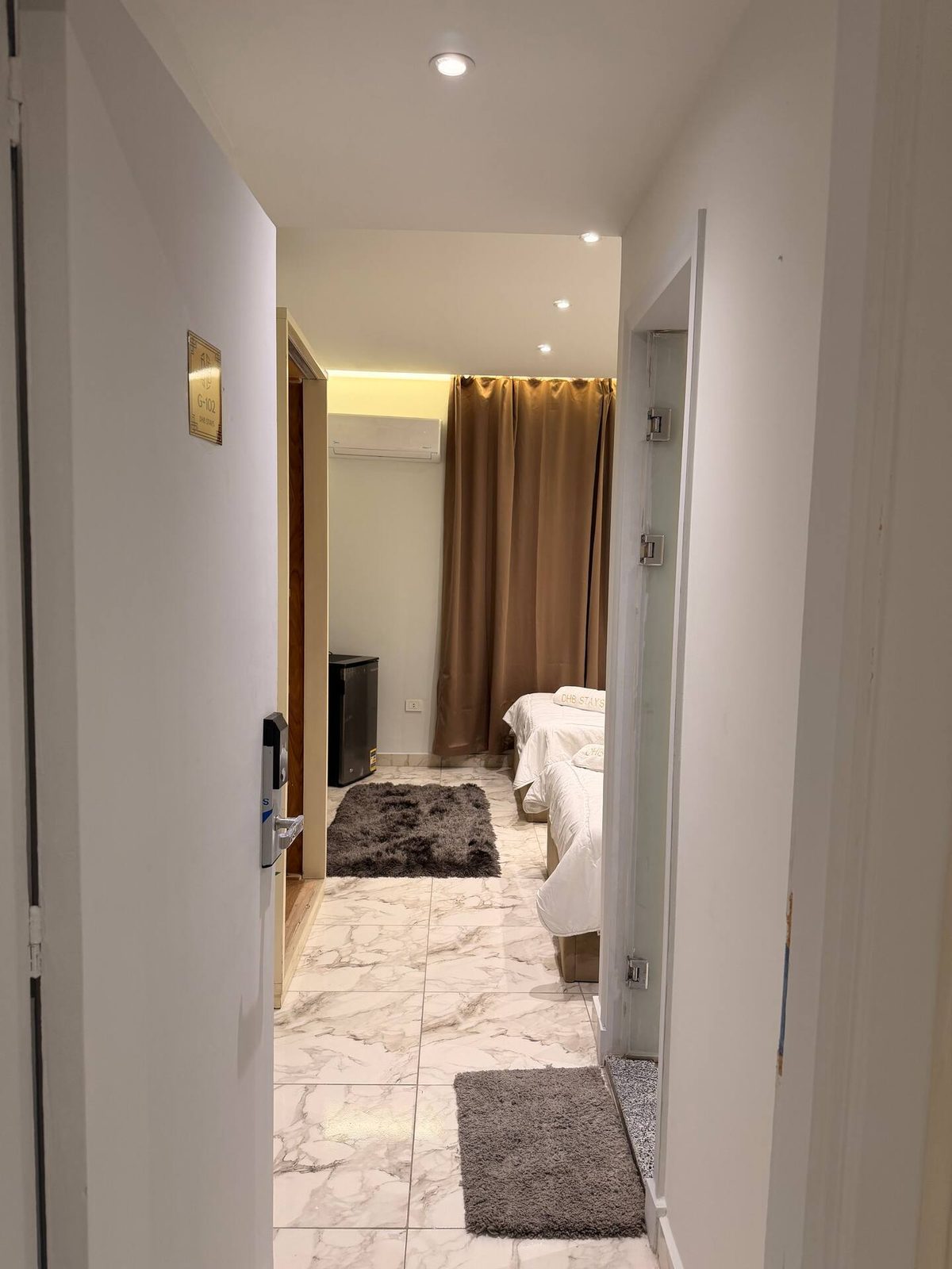 DHB STAYS | Serviced Studio Near Museum | G-102 — Bedroom 1 in Downtown Cairo (Marouf), Cairo Governorate, Egypt, Egypt — photo 3