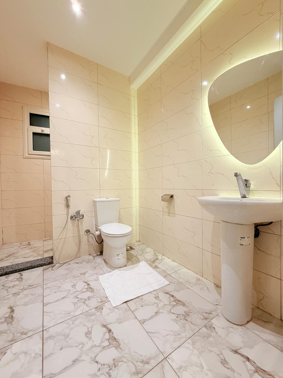 DHB STAYS | Spacious 2BR Downtown Cairo | G-104 — Full bathroom 1 in Downtown Cairo (Marouf), Cairo Governorate, Egypt, Egypt — photo 2