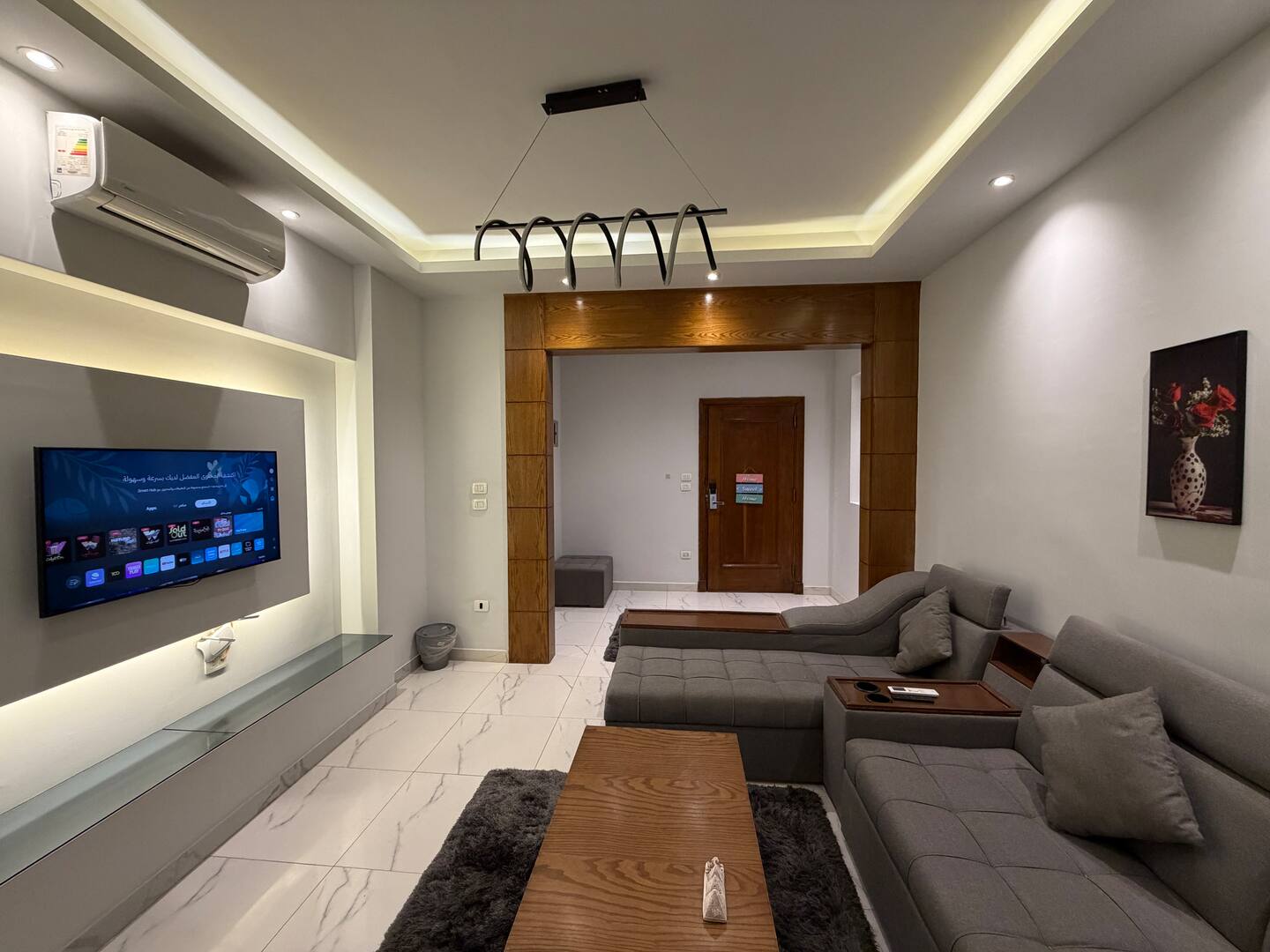 DHB STAYS | Modern 1BR Near Tahrir | G-201 — Living Room in Downtown Cairo (Marouf), Cairo Governorate, Egypt, Egypt — photo 2