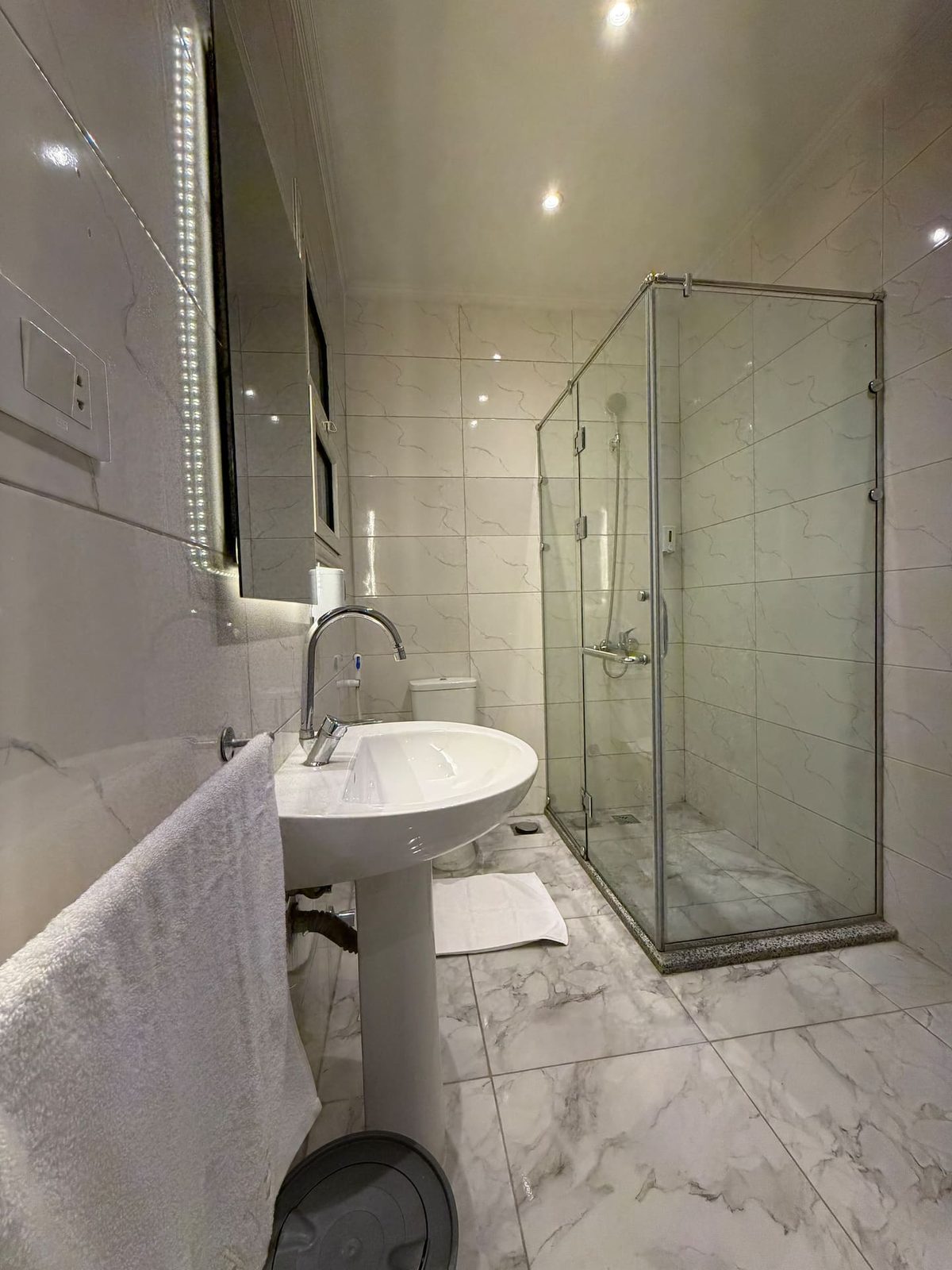 DHB STAYS | Modern 1BR Near Tahrir | G-201 — Full bathroom 1 in Downtown Cairo (Marouf), Cairo Governorate, Egypt, Egypt