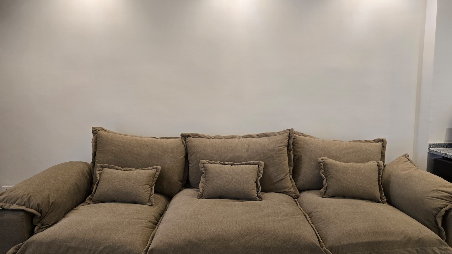 DHB STAYS | Downtown City View 1BR | B-603 — Living Room in Downtown Cairo (Marouf), Cairo Governorate, Egypt, Egypt — photo 2
