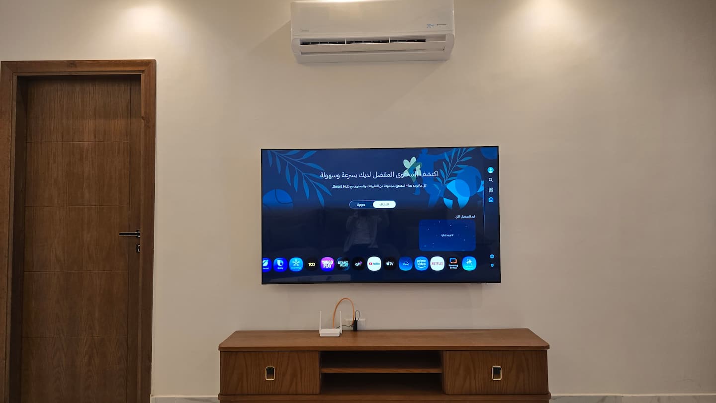 DHB STAYS | Downtown City View 1BR | B-603 — Living Room in Downtown Cairo (Marouf), Cairo Governorate, Egypt, Egypt — photo 3