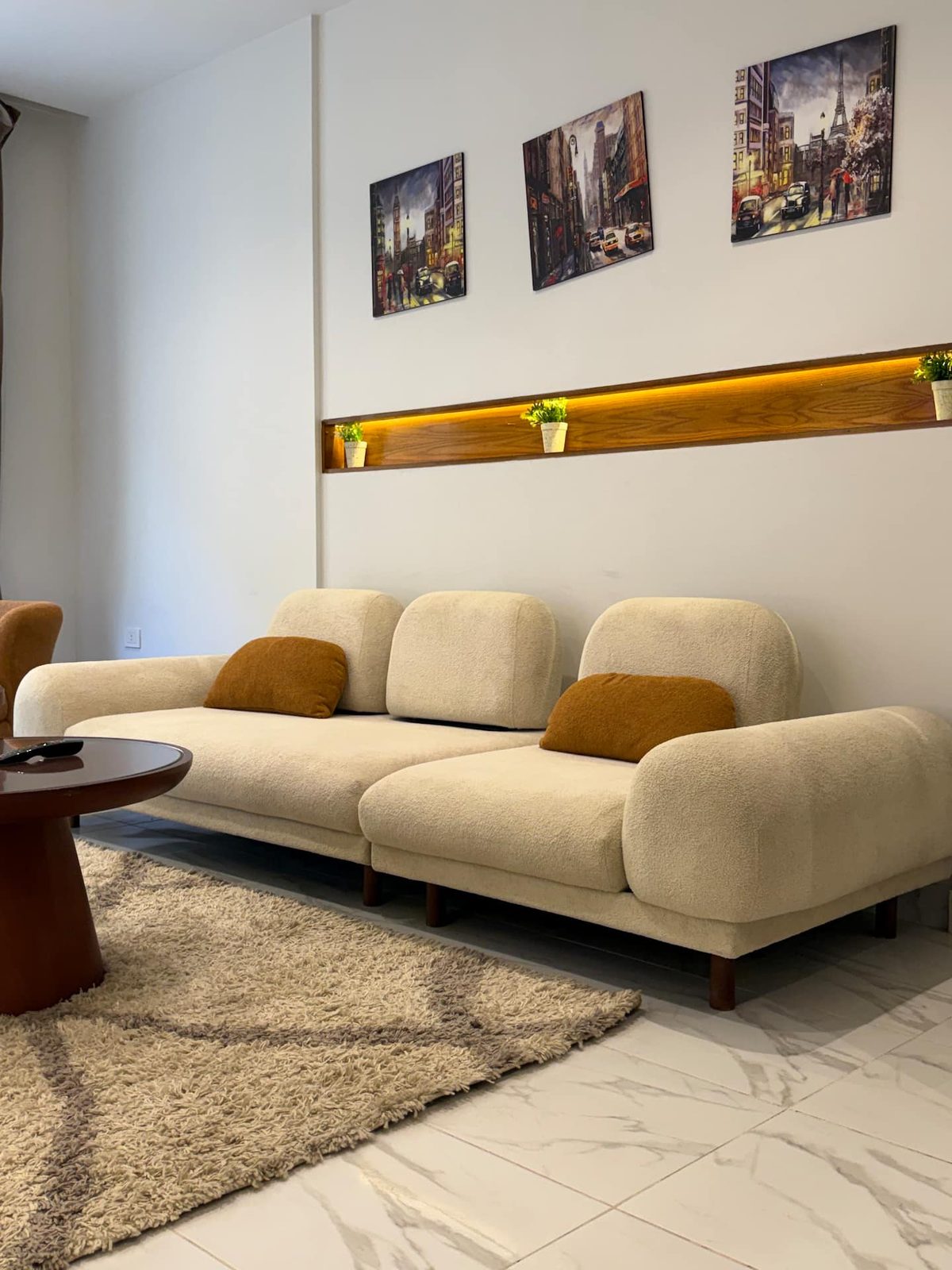 DHB STAYS | Downtown 1BR Smart Access | B-607 — Living Room in Downtown Cairo (Marouf), Cairo Governorate, Egypt, Egypt — photo 2