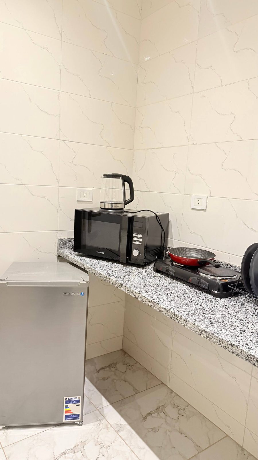 DHB STAYS | 1BR Luxury Downtown Apt | G-501 — Full Kitchen in Downtown Cairo (Marouf), Cairo Governorate, Egypt, Egypt — photo 3