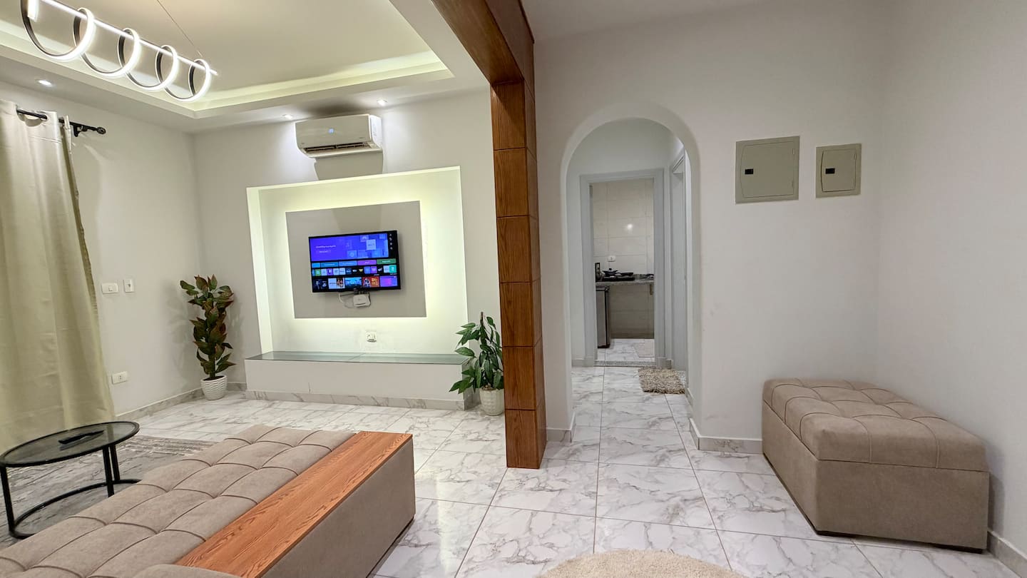 DHB STAYS | Central Cairo 1BR Suite | G-401 — Living Room in Downtown Cairo (Marouf), Cairo Governorate, Egypt, Egypt — photo 2