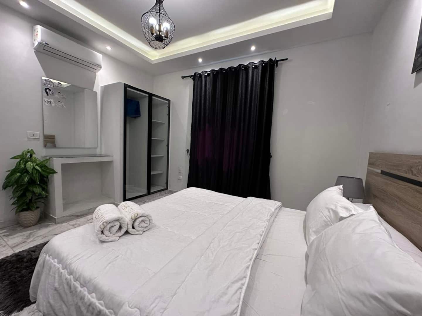 DHB STAYS | Central Cairo 1BR Suite | G-401 — Bedroom 1 in Downtown Cairo (Marouf), Cairo Governorate, Egypt, Egypt — photo 3