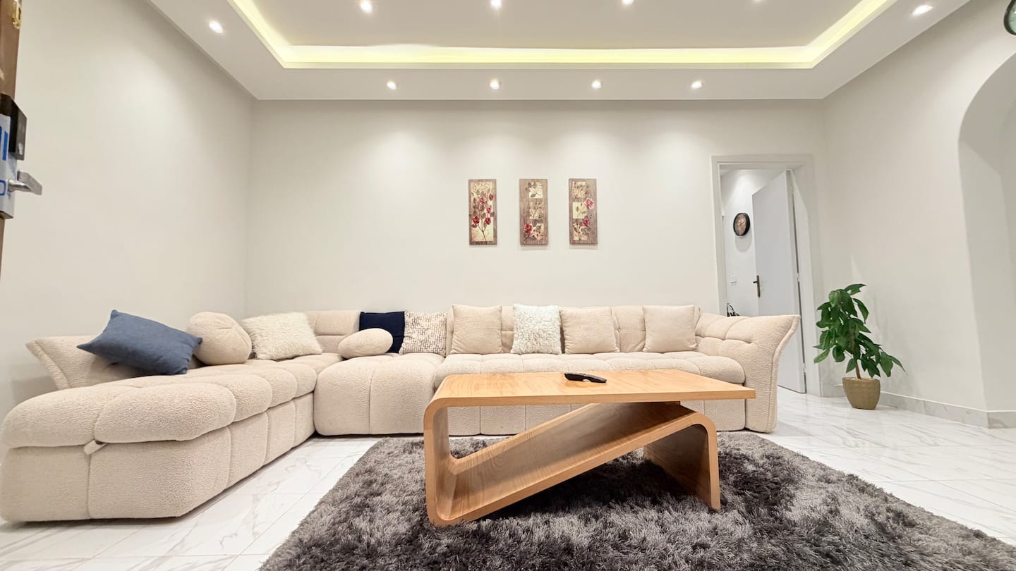 DHB STAYS | 2BR Central Cairo Suite | G-404 — Living Room in Downtown Cairo (Marouf), Cairo Governorate, Egypt, Egypt — photo 2