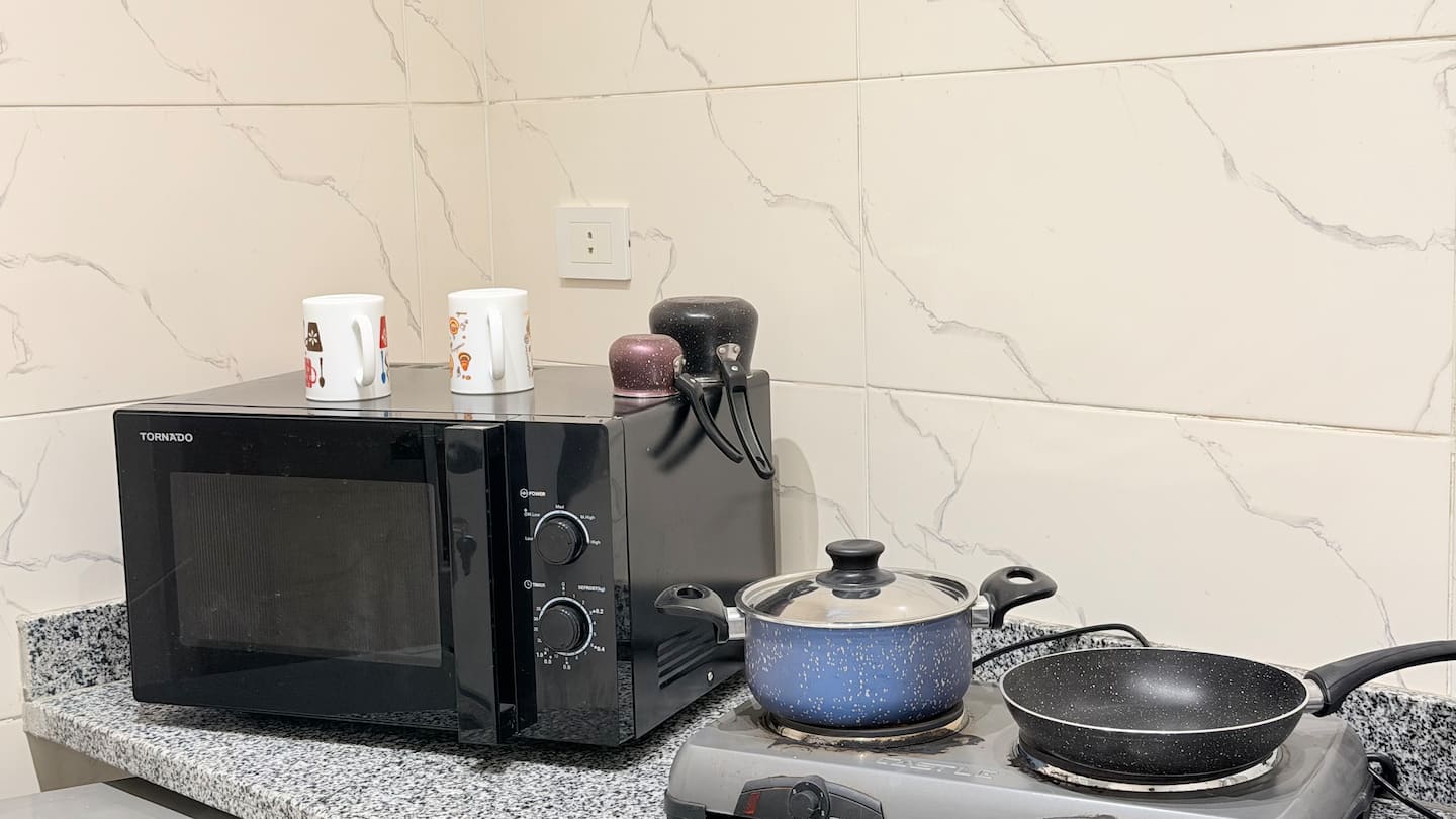 DHB STAYS | 2BR Central Cairo Suite | G-404 — Full Kitchen in Downtown Cairo (Marouf), Cairo Governorate, Egypt, Egypt — photo 3