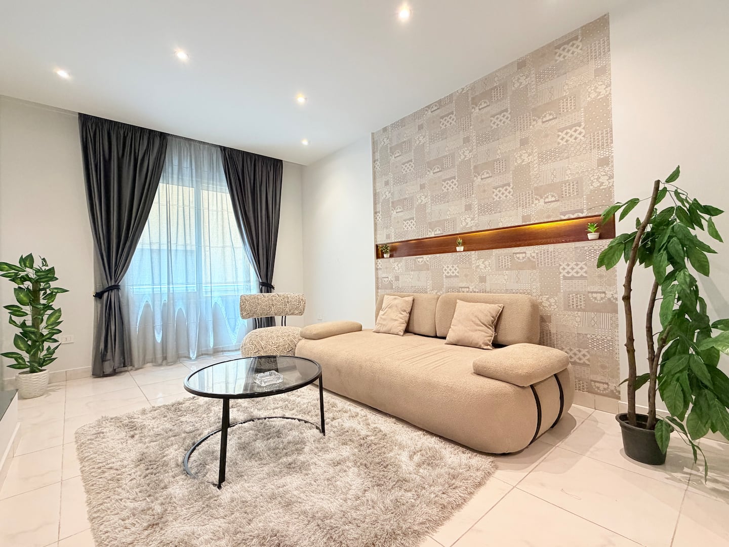 DHB STAYS | 1BR Central Cairo Suite | B-407 — Living Room in Downtown Cairo (Marouf), Cairo Governorate, Egypt, Egypt