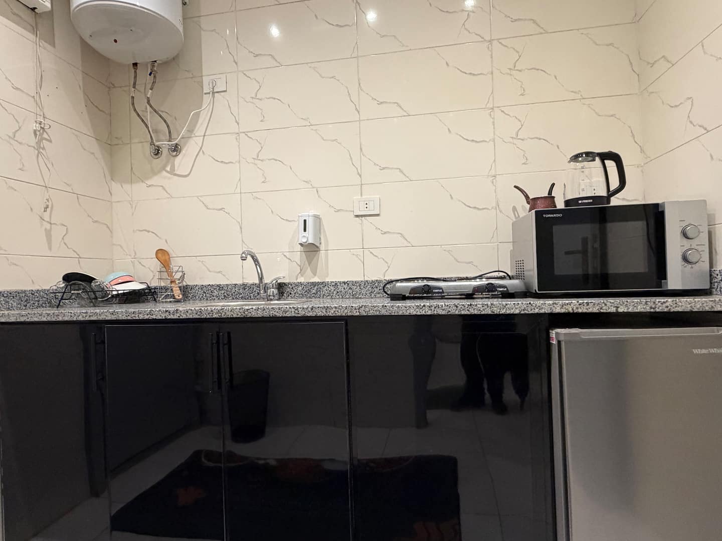 DHB STAYS | 1BR Central Cairo Suite | B-407 — Full Kitchen in Downtown Cairo (Marouf), Cairo Governorate, Egypt, Egypt