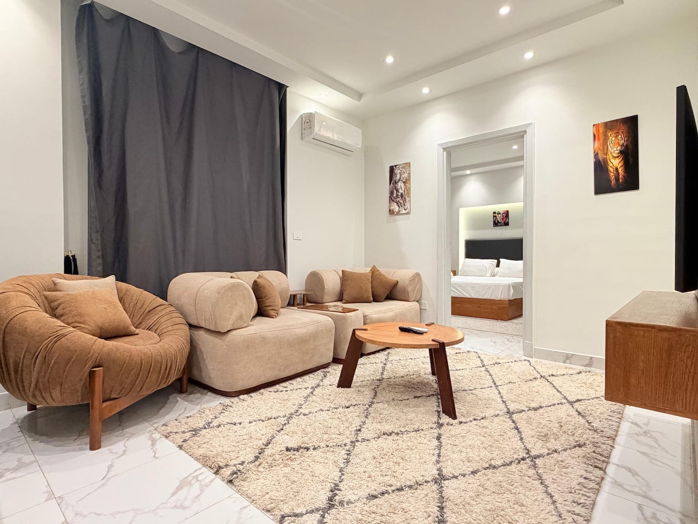 DHB STAYS | 1BR Serviced Apt Downtown | B-302 — Living Room in Downtown Cairo (Marouf), Cairo Governorate, Egypt, Egypt