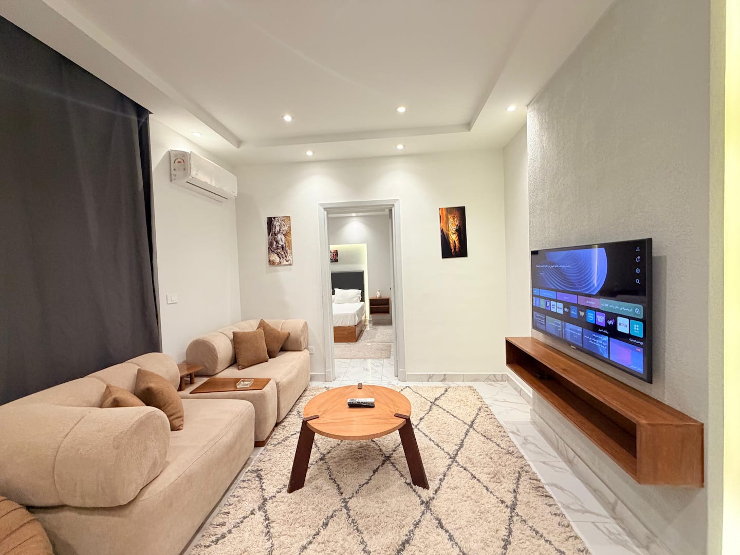 DHB STAYS | 1BR Serviced Apt Downtown | B-302 — Living Room in Downtown Cairo (Marouf), Cairo Governorate, Egypt, Egypt — photo 2