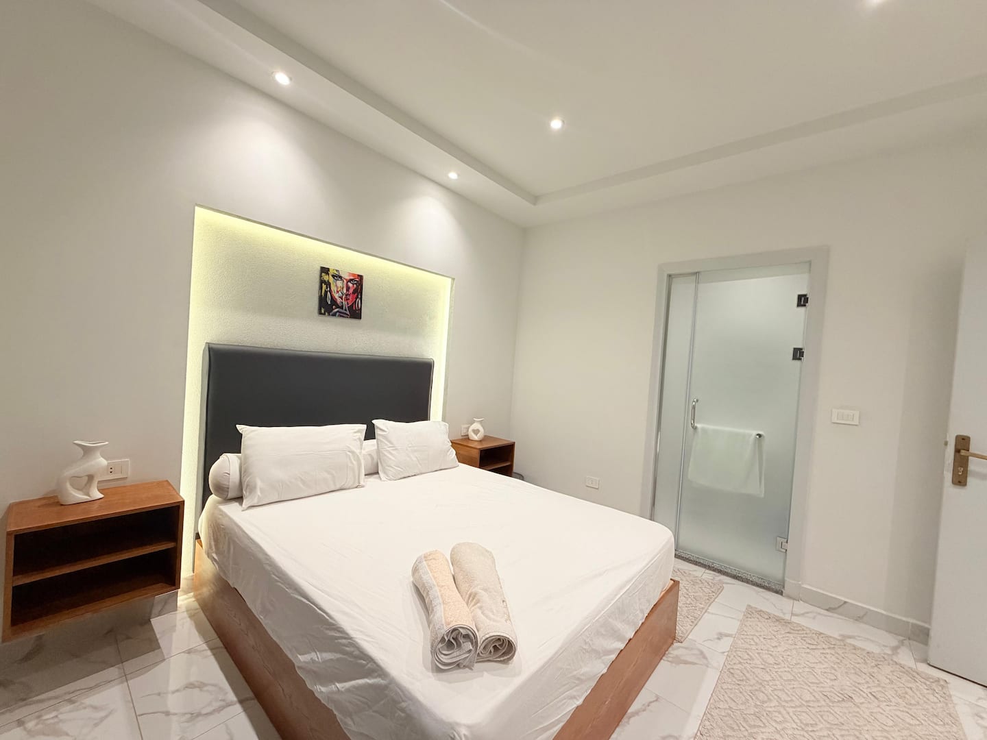 DHB STAYS | 1BR Serviced Apt Downtown | B-302 — Bedroom 1 in Downtown Cairo (Marouf), Cairo Governorate, Egypt, Egypt