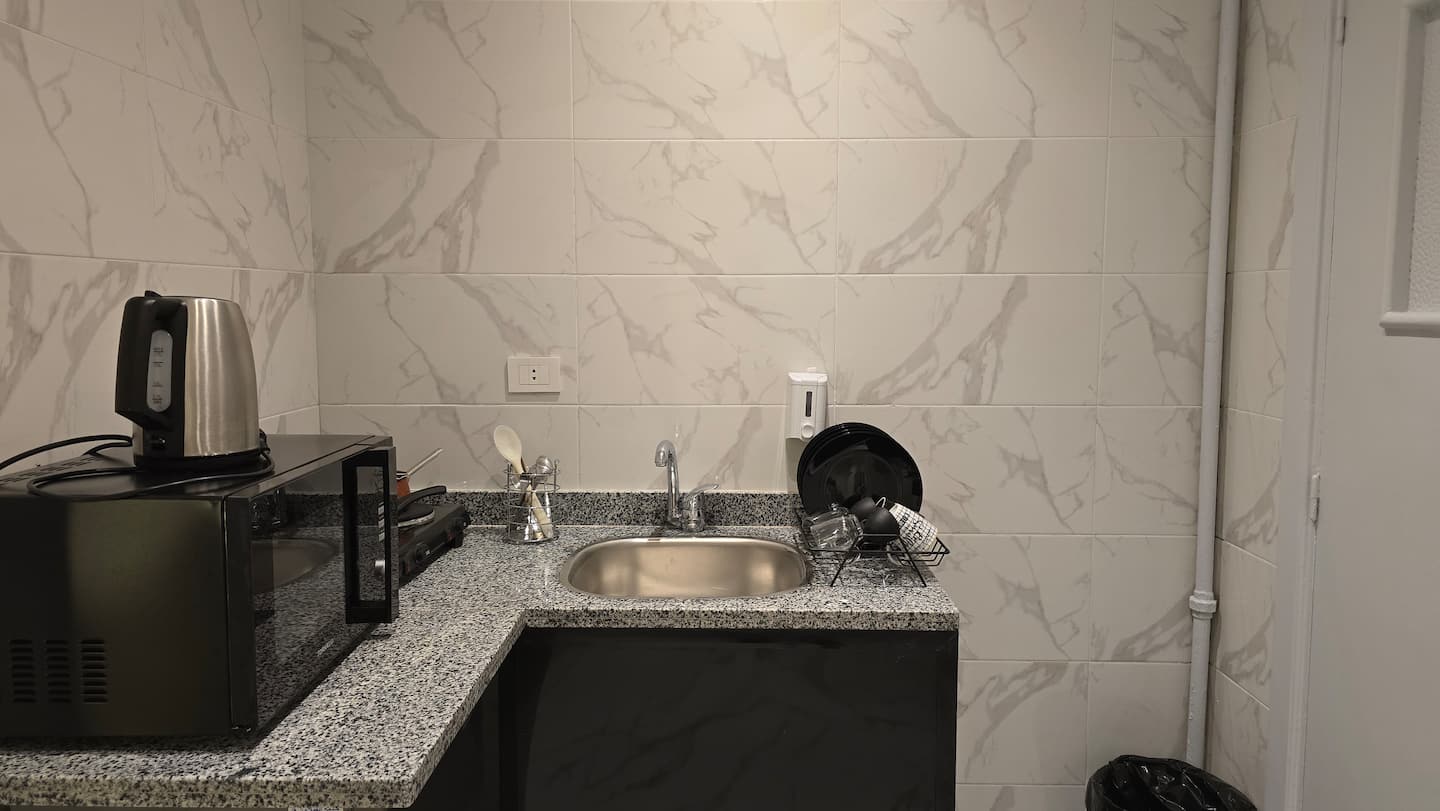 DHB STAYS | Modern 1BR Qasr El Nil | B-301 — Full Kitchen in Downtown Cairo (Marouf), Cairo Governorate, Egypt, Egypt