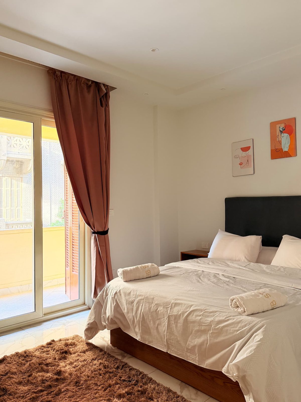 DHB STAYS | Modern 1BR Qasr El Nil | B-301 — Bedroom 1 in Downtown Cairo (Marouf), Cairo Governorate, Egypt, Egypt — photo 3